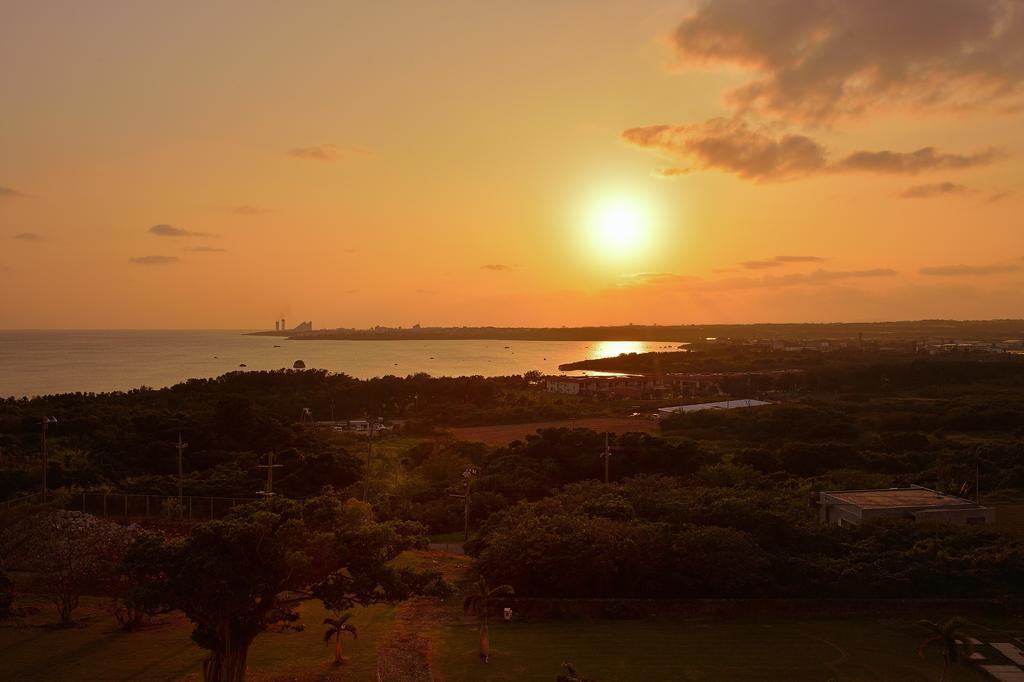 Отель Exes Ishigaki Ishigaki  Экстерьер фото